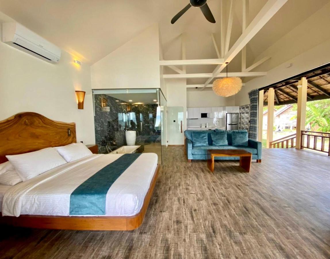 Absolute Beachfront Villas Bantaj Kültér fotó